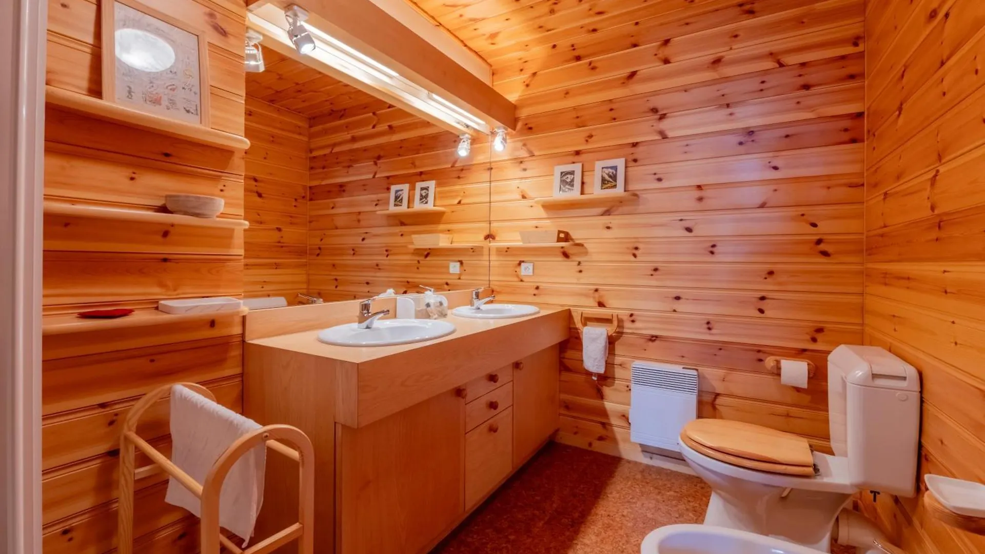 Chalet Grands Montets -Garden -Ski In Out - Happy Rentals 霞慕尼 0*,  法国