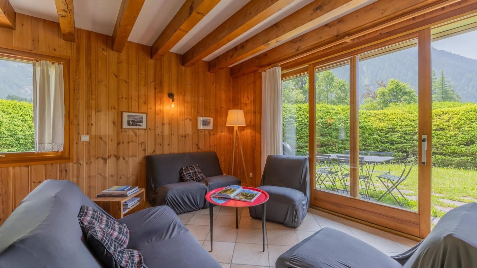 Chalet Grands Montets -Garden -Ski In Out - Happy Rentals 샤모니 0*,  프랑스